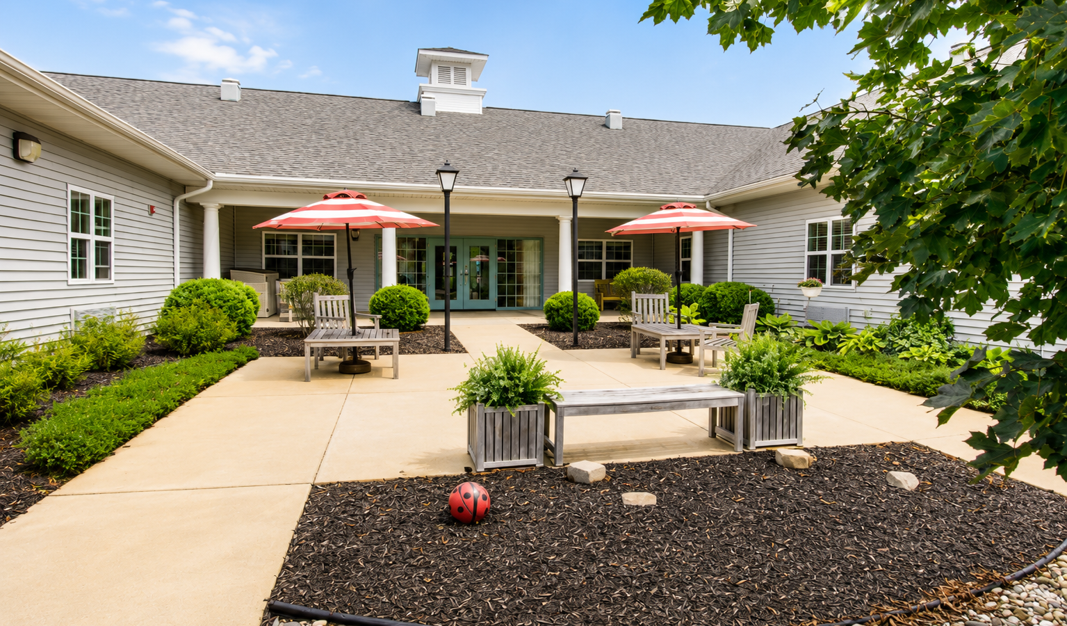 Curry House Exterior Patio 02 2