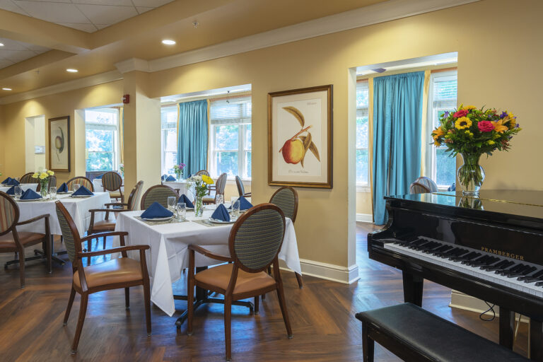 Interior Dining 04