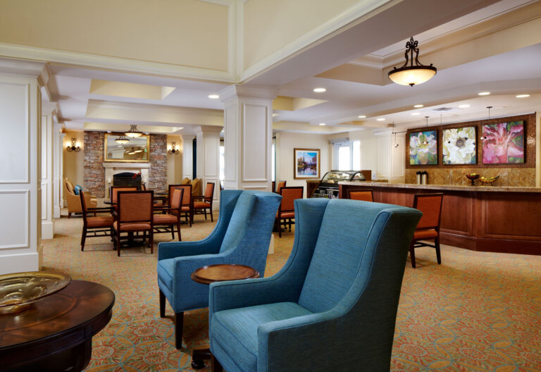 The Ashton at Villages Crossing Interior Bistro 01