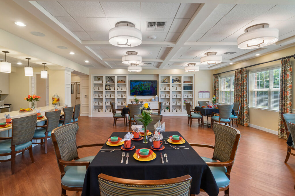 Tranquillity at Fredericktowne Interior Dining 03