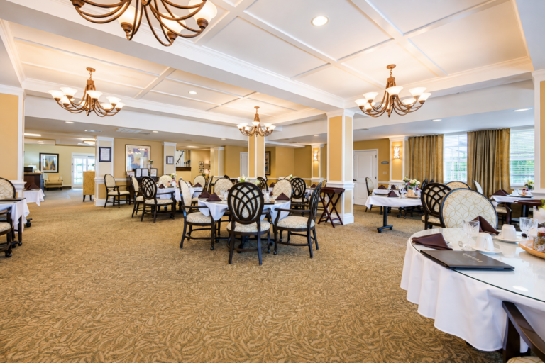 Cedar Lake Interior Dining 01 2