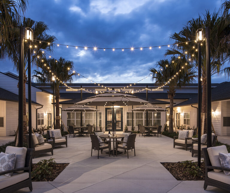 The Ashton at the Greens Exterior Patio 01